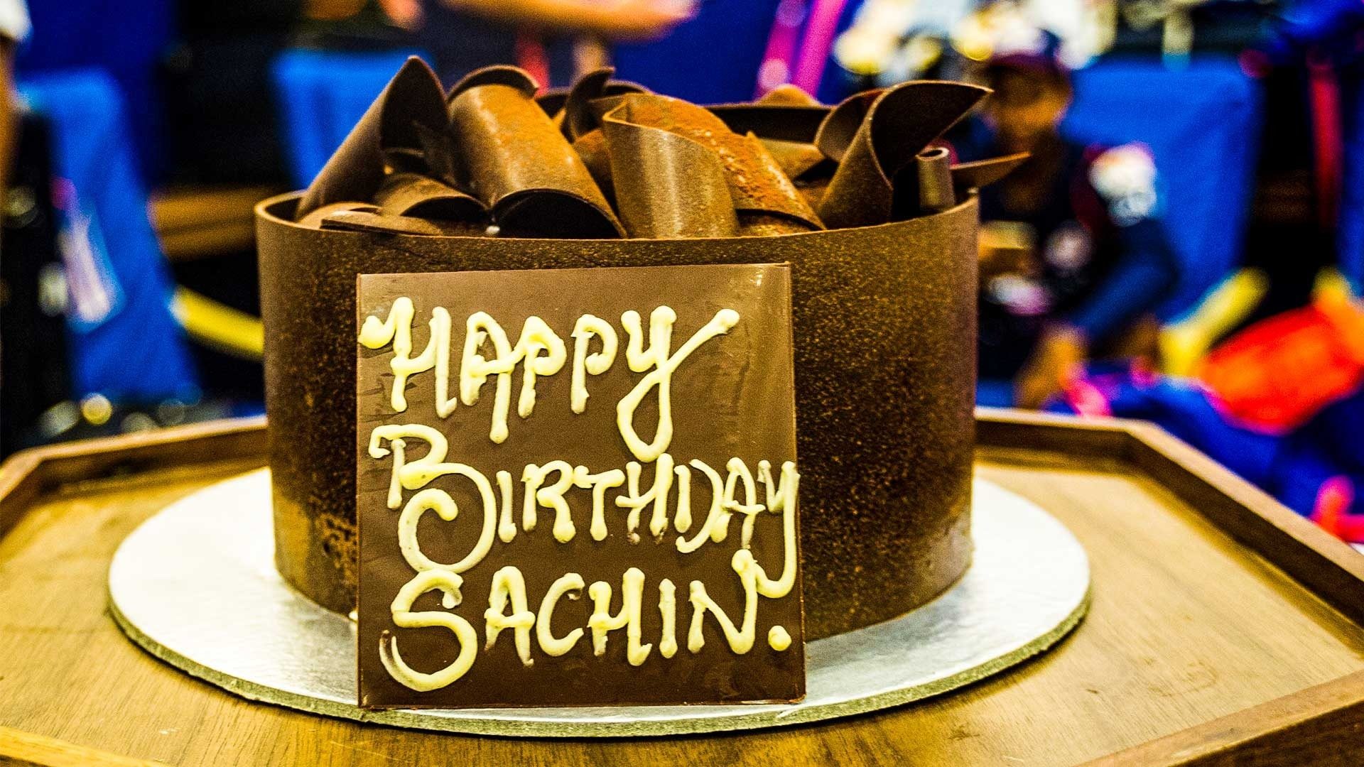 Sachin Tendulkar Birthday: Happy Birthday Sachin Tendulkar: Wishes Pour In  For Sachin On His 49th Birthday
