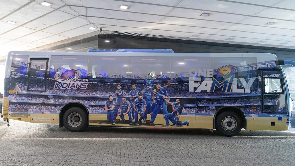 MI to celebrate record IPL win with fans in an open bus parade - Mumbai